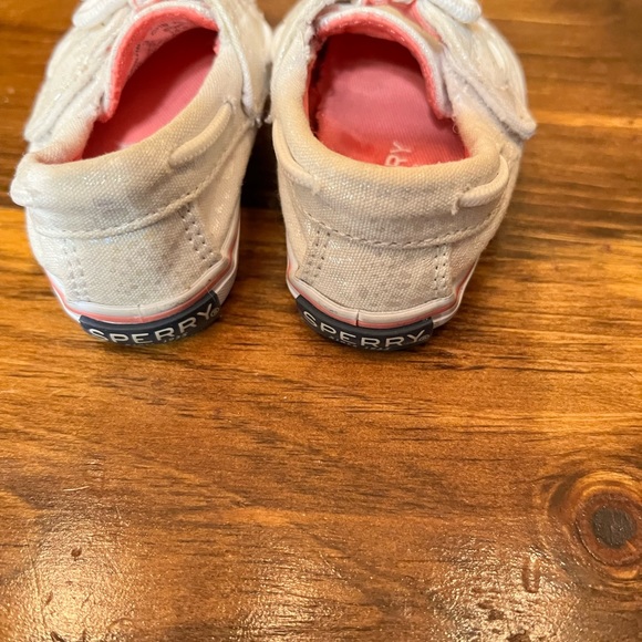 Toddler girls size 1 - Picture 4 of 5